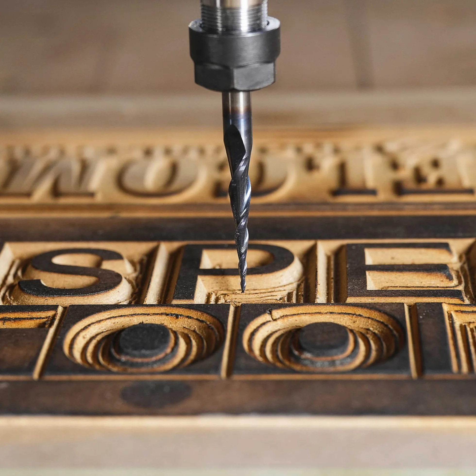 SpeTool 5 Pezzi Fresa Conica 0,25 Raggio per Legno Gambo 1/8'' CNC in Metallo Duro Massiccio Sferica con Rivestimento TiAlN per Intaglio e Incisione 2D e 3D