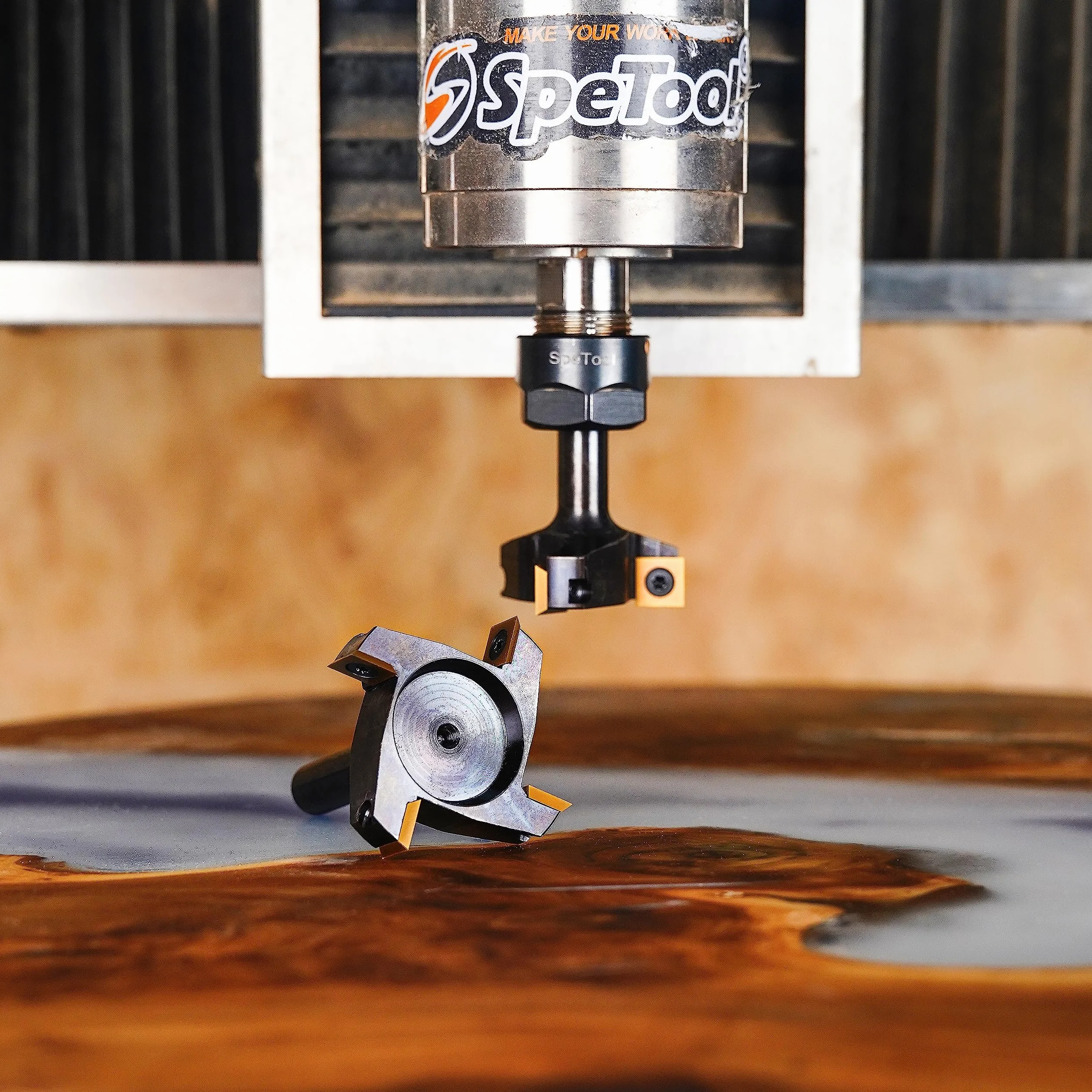 SpeTool Fresa per Spianare Fresa per Legno Gambo 8mm Fresa CNC Fresa a Spianare Diametro di Taglio 40mm con 4 Inserti Fraiser Rivestimento ATS in Carburo di Tungsteno Fresatrice Verticale Legno